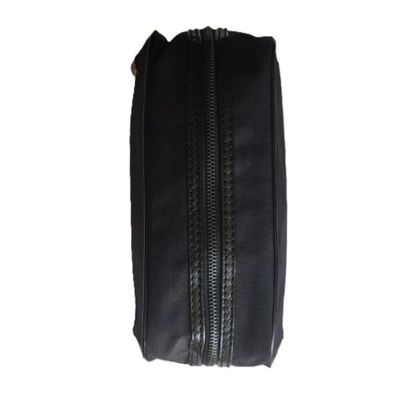 Burberry Fragrance Shaving Bag - Picture 4 of 11